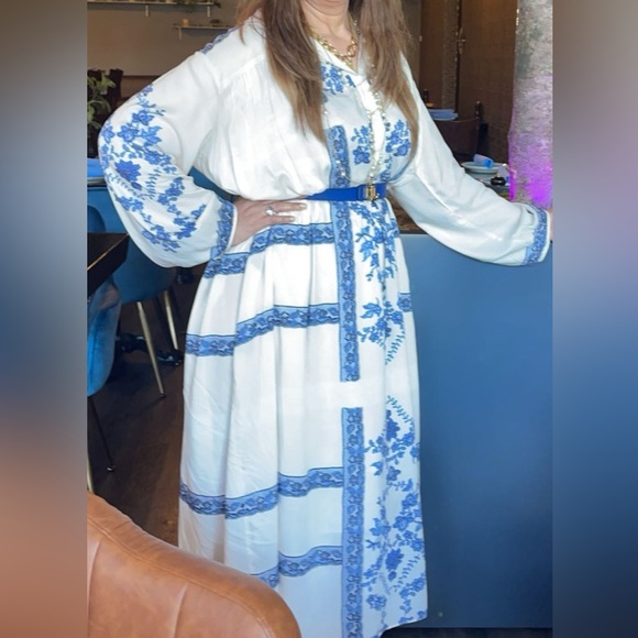 Pakistani Designer Nishat Vibrant Floral Long Sleeve Dresses 2different - Picture 2 of 2